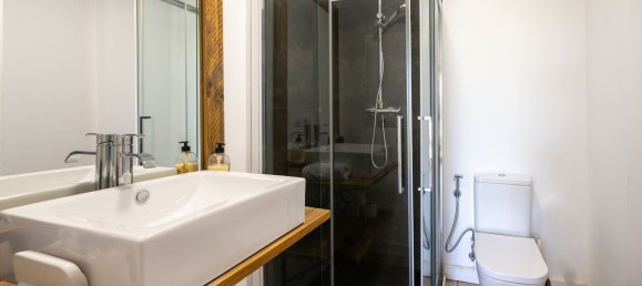 Adosado de 5 dormitorios en Marbella, Spain No. 233604 32