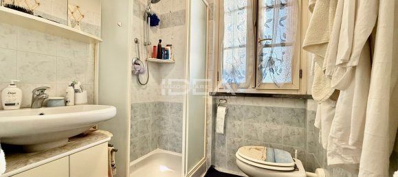 2 bedrooms Apartment in Lucca, Italy No. 329750 9