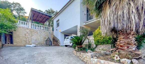 4 غرف نوم فيلا في Lloret de Mar, Spain رقم 183960 78