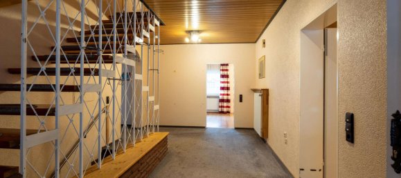 7 rooms Townhouse in Kusel, Germany No. 168627 2