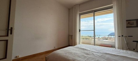 4 rooms Apartment in Albenga, Italy No. 37615 47