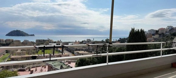 4 rooms Apartment in Albenga, Italy No. 37615 31