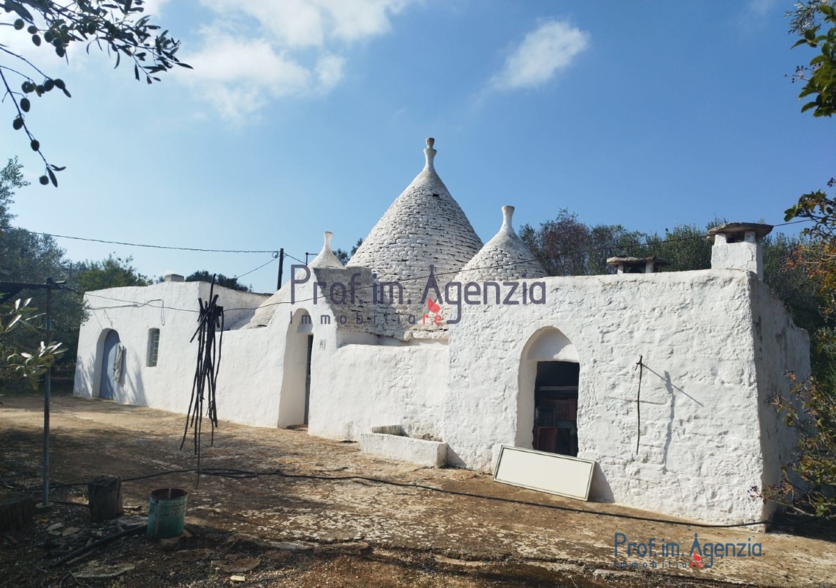 3 rooms House in Francavilla Fontana, Italy No. 141504