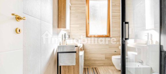 Villa de 4 dormitorios en Lonate Pozzolo, Italy No. 137335 6