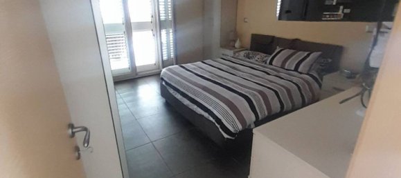 Квартира с 4 комнатами в Розето дельи Абруцци, Италия № 302744 14