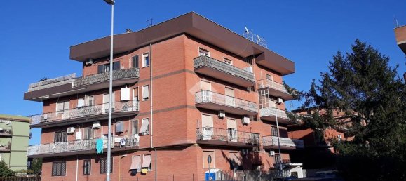 Квартира с 4 комнатами в Рим, Италия № 135348 15