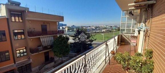 Квартира с 4 комнатами в Рим, Италия № 135348 40