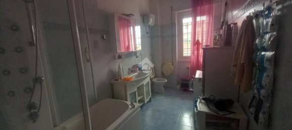 Квартира с 4 комнатами в Рим, Италия № 135348 23