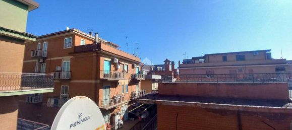 Квартира с 4 комнатами в Рим, Италия № 135348 42