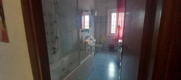 Квартира с 4 комнатами в Рим, Италия № 135348 26