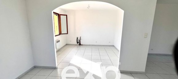 Villa de 3 dormitorios en Borgo, France No. 64563 4