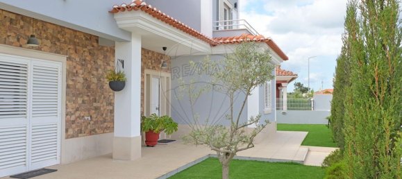 4 bedrooms House in Setubal, Portugal No. 220812 17