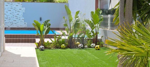 4 bedrooms House in Setubal, Portugal No. 220812 2