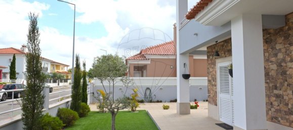 4 bedrooms House in Setubal, Portugal No. 220812 11