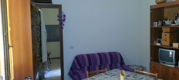2 rooms House in Piacenza, Italy No. 115463 2