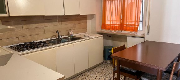3 rooms Apartment in Pescara, Italy No. 90317 3