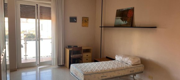 3 rooms Apartment in Pescara, Italy No. 90317 5