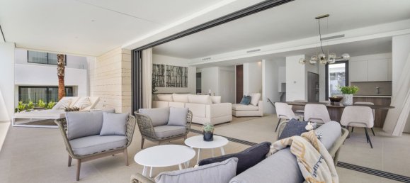 6 bedrooms Villa in Marbella, Spain No. 109017 35