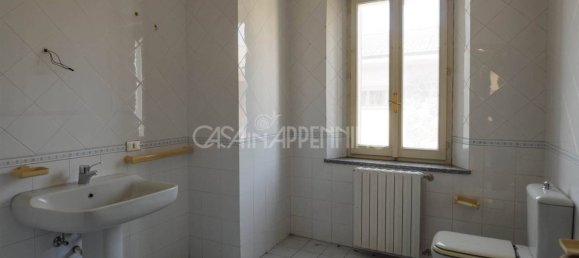 4 Schlafzimmer Wohnung in Montefiorino, Italy, Nr. 285845 6