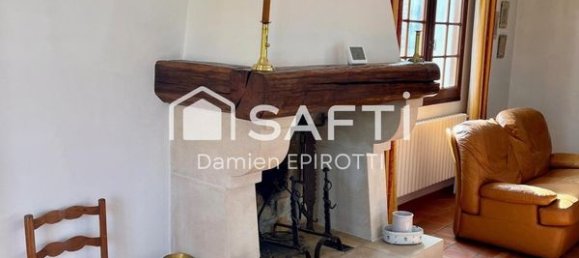 Замки и поместья с 3 спальнями в Ле-Музон, Франция № 265193 4