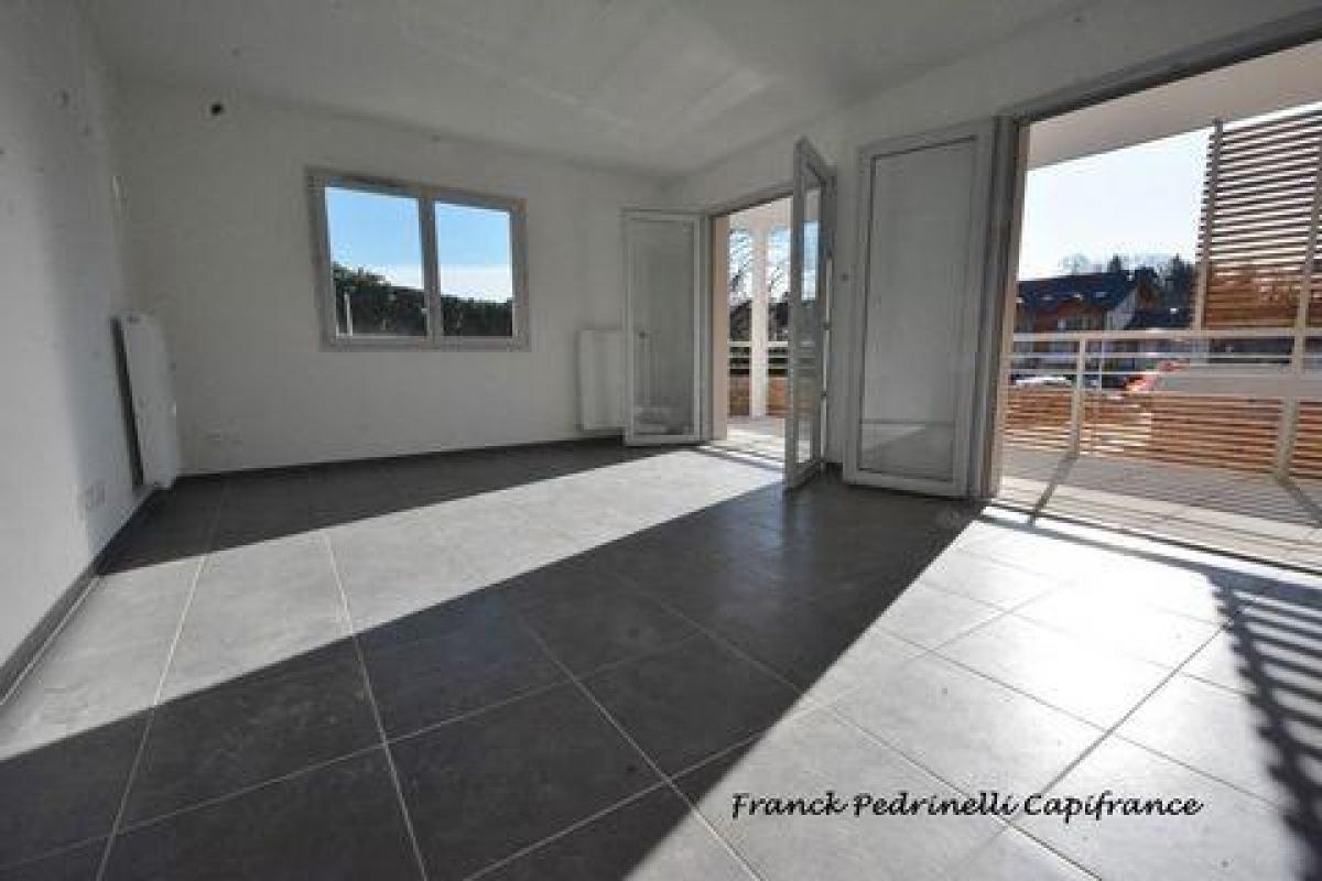 شقة 3 غرف نوم  في Bonne, France رقم 26414