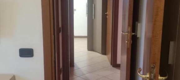 3-salle Appartement à Calvenzano, Italy No. 29621 7
