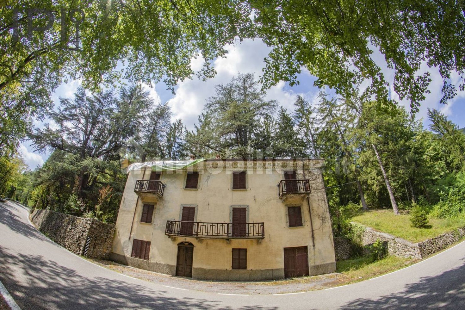 Villa T5 em Castelletto Uzzone, Italy N.º 71838