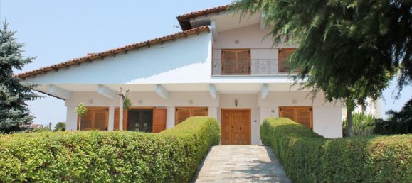 6 bedrooms Villa in Katerini, Greece No. 7068 2