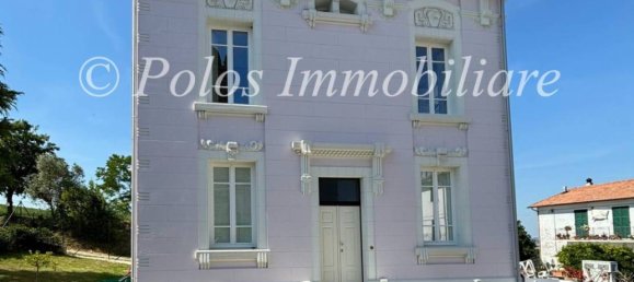 3 bedrooms Villa in Servigliano, Italy No. 148673 2