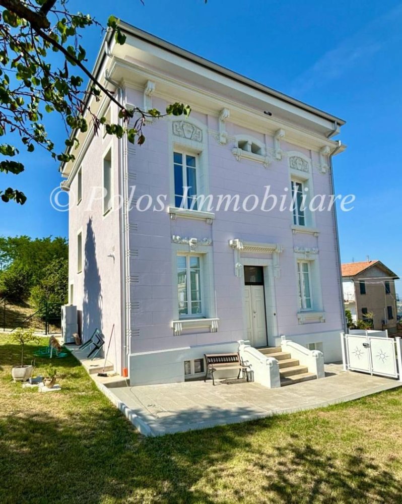 3 bedrooms Villa in Servigliano, Italy No. 148673