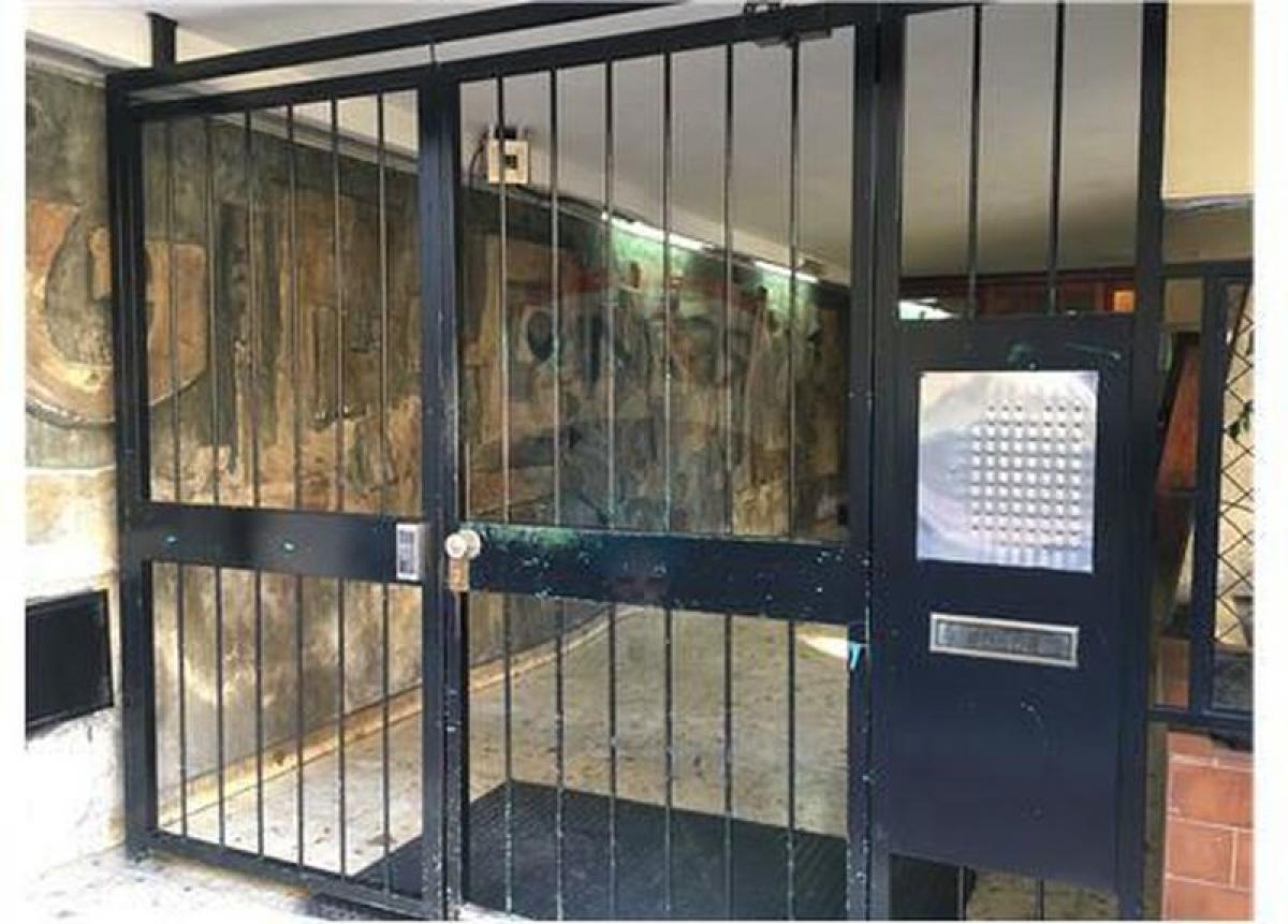 3 bedrooms Apartment in Buenos Aires, Argentina No. 101080