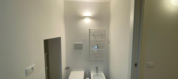 2-Zimmer Wohnung in Milan, Italy, Nr. 330410 13