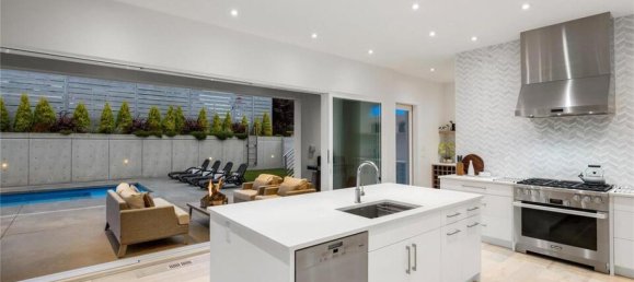 3 bedrooms House in British Columbia, Canada No. 1086 9