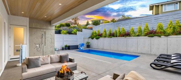 3 bedrooms House in British Columbia, Canada No. 1086 11