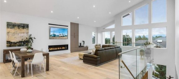 3 bedrooms House in British Columbia, Canada No. 1086 6