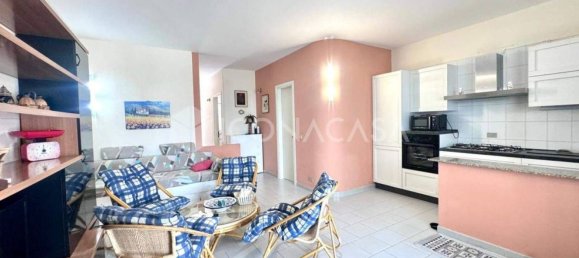 3 Schlafzimmer Villa in Monopoli, Italy, Nr. 342812 7