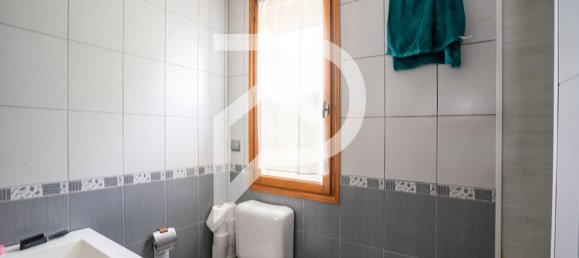 3 chambres Maison à Saint-Jean-de-la-Ruelle, France No. 85697 5