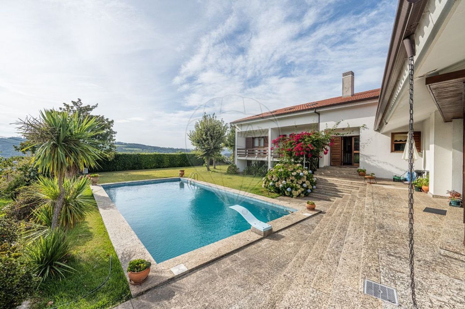 7 bedrooms House in Polvoreira, Portugal No. 68437