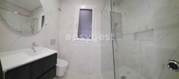 4 bedrooms House in Seixal, Portugal No. 77853 2