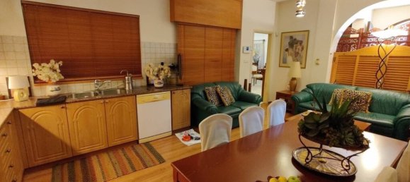 Villa de 3 dormitorios en Limassol, Cyprus No. 2569 3