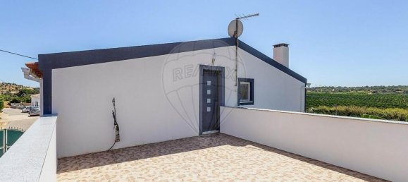 3 غرف نوم فيلا في Mexilhoeira Grande, Portugal رقم 18564 14