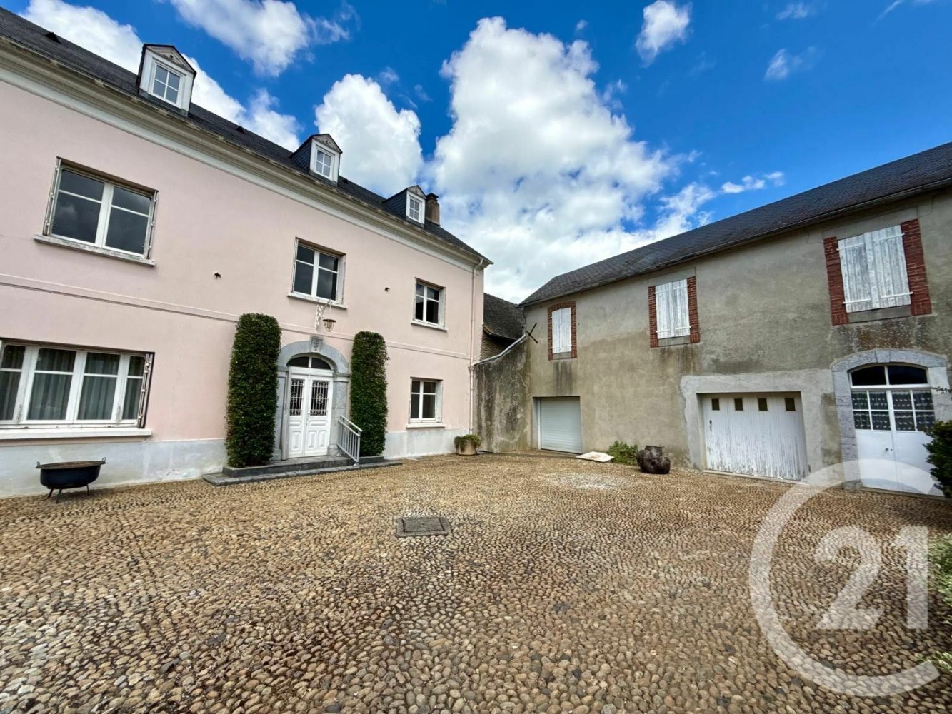 3 chambres Maison à Aureilhan, France No. 296767