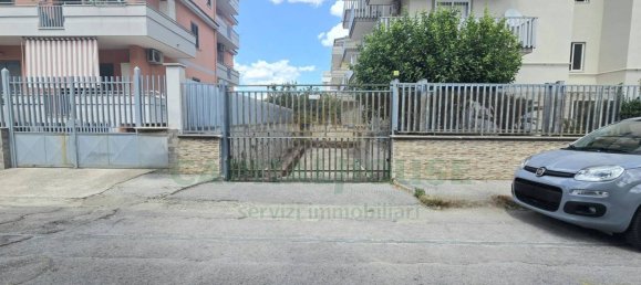 22m² Garage in San Nicola la Strada, Italy No. 262738 7