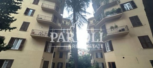 3 rooms Apartment in Rome, Italy No. 21561 16