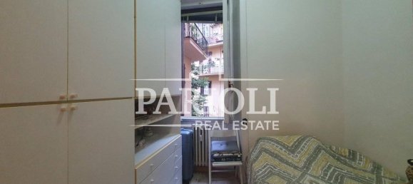 3 rooms Apartment in Rome, Italy No. 21561 10