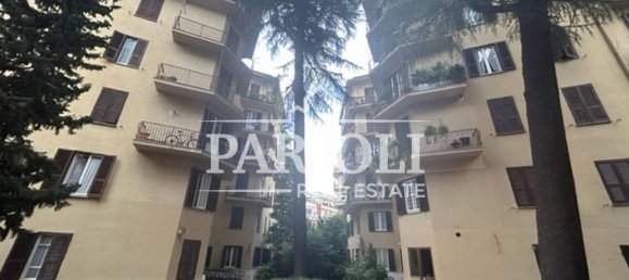 3 rooms Apartment in Rome, Italy No. 21561 27