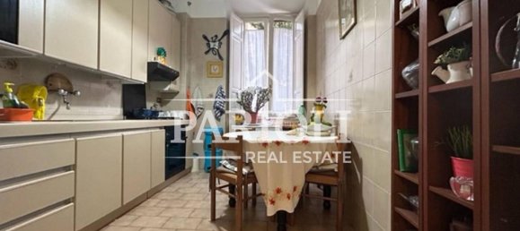 3 rooms Apartment in Rome, Italy No. 21561 9