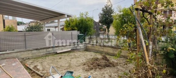 2 غرف نوم فيلا في Taglio di Po, Italy رقم 74378 11