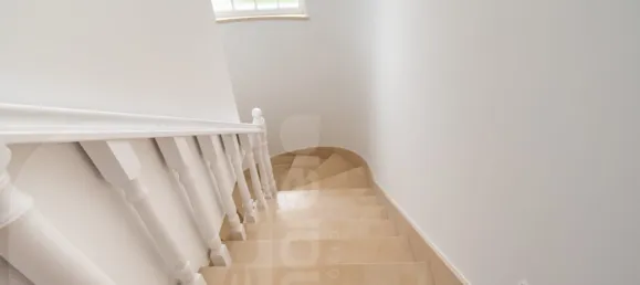 4 bedrooms House in Corroios, Portugal No. 89649 10