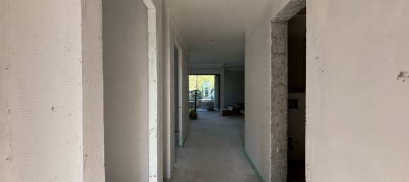 3 bedrooms Apartment in Sierre, Switzerland No. 183 3